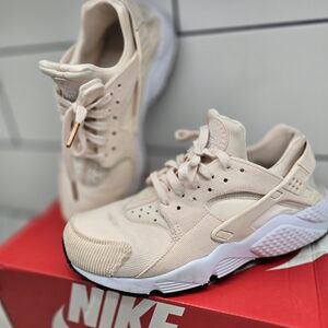 Nike Beige Women's Huarache Sneakers